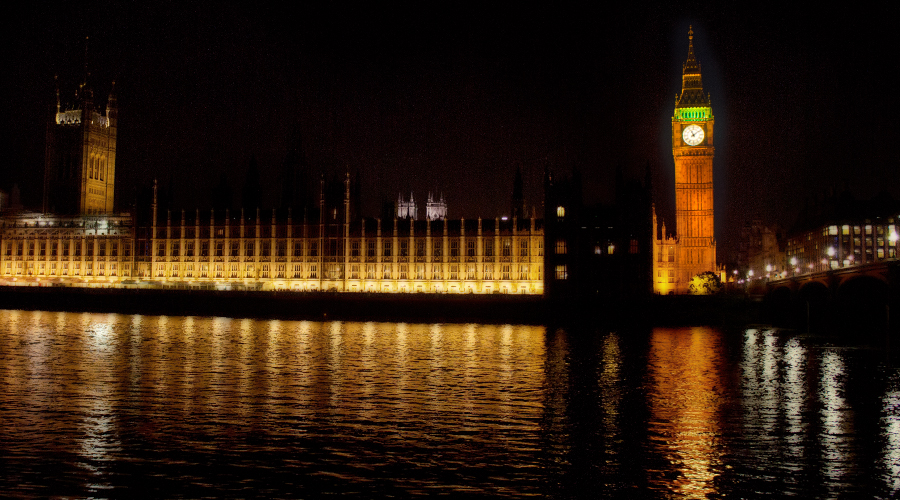 2014-big-ben-parliament-night-london-uk-06