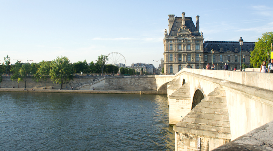2014-palais-du-louvre-from-pont-royal-bridge-paris-france-03